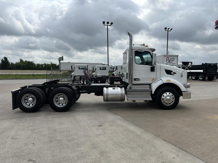 2020 Peterbilt 567-6