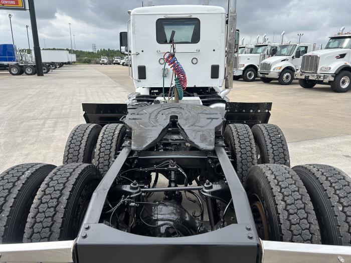 2020 Peterbilt 567-14