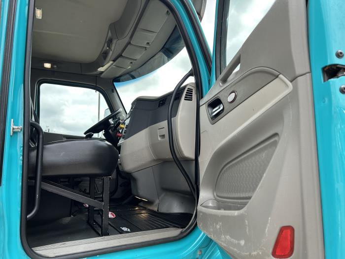 2019 Peterbilt 567-22
