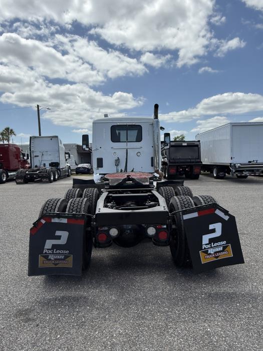 2020 Peterbilt 567-4