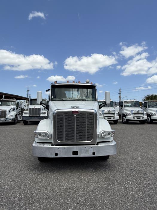 2020 Peterbilt 567-8