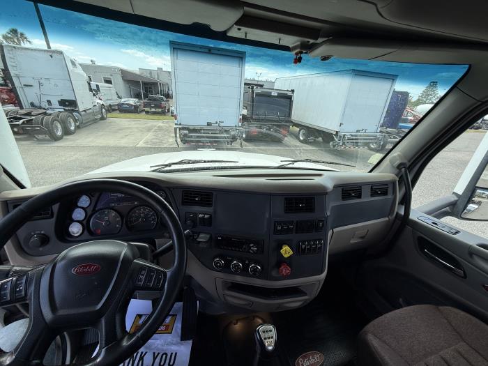 2020 Peterbilt 567-11