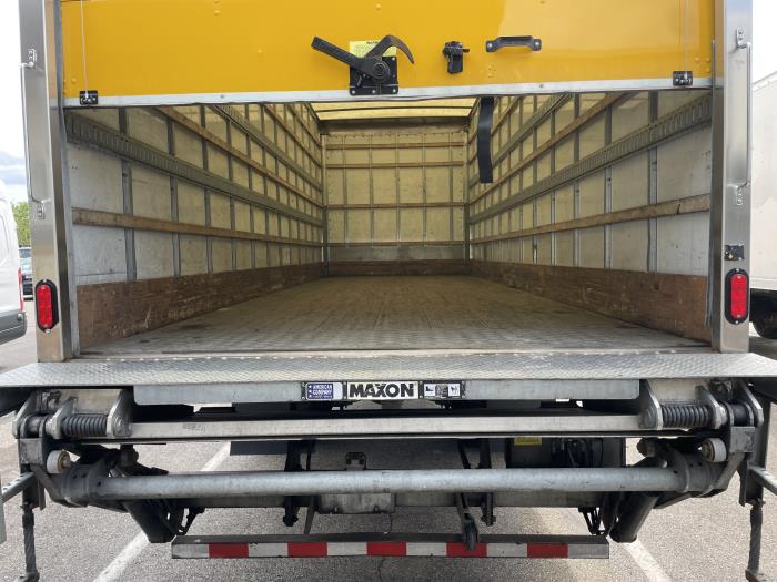 2020 Freightliner Business Class M2 106-8