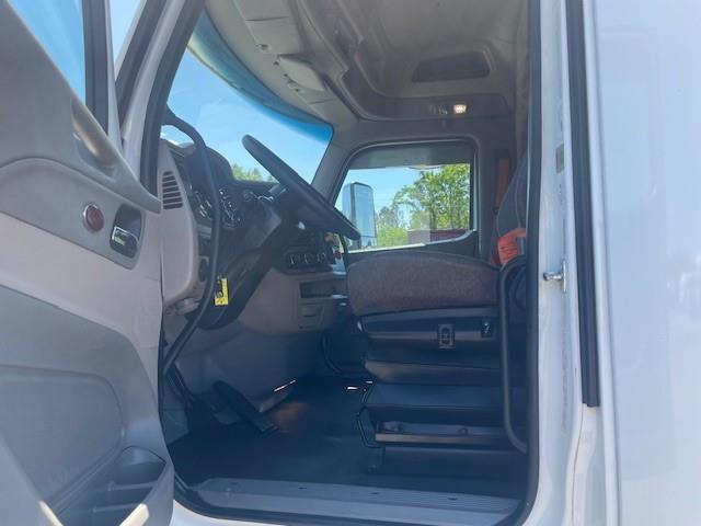 2021 Peterbilt 579-11