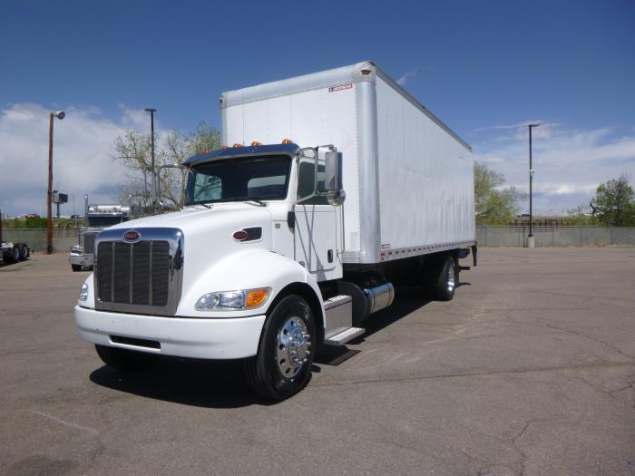 2019 Peterbilt 337-1
