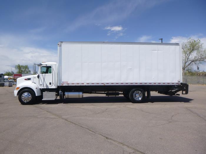 2019 Peterbilt 337-4