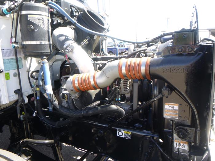 2019 Peterbilt 337-15
