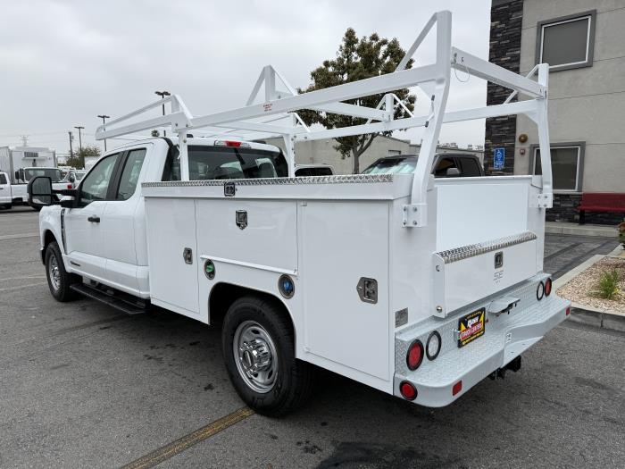 2025 Ford F-350-3