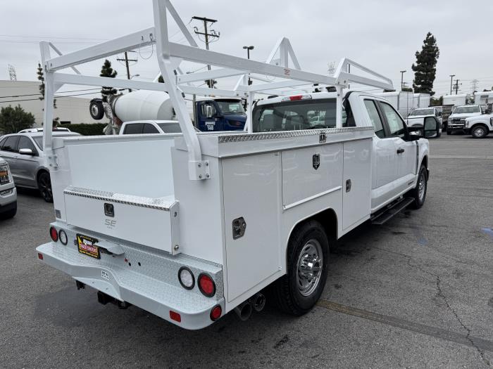 2025 Ford F-350-5