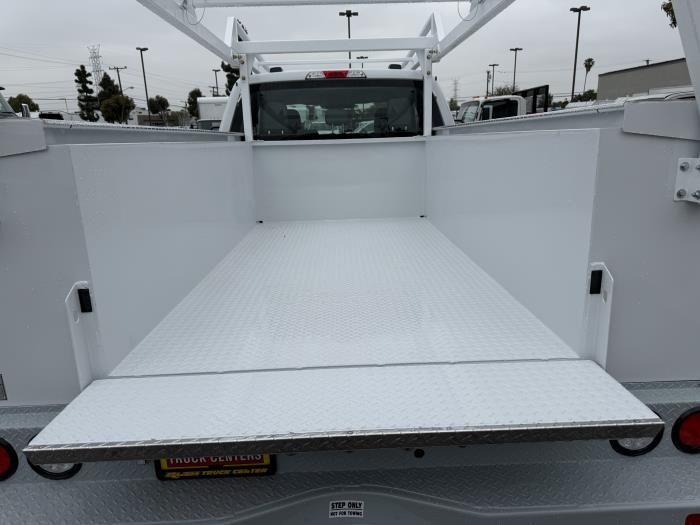 2025 Ford F-350-10