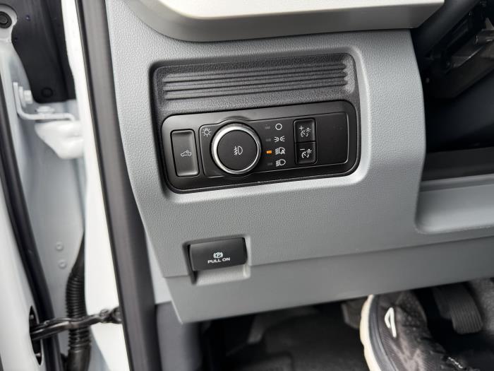 2025 Ford F-350-38