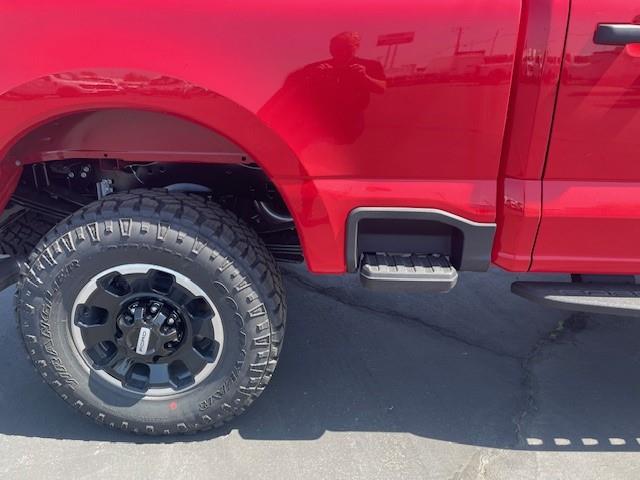 2025 Ford F-350-8