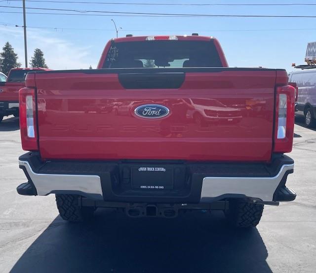 2025 Ford F-350-10