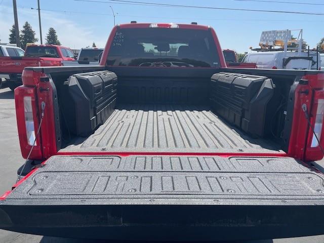 2025 Ford F-350-14