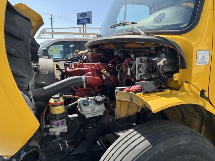 2020 Freightliner Business Class M2 106-7