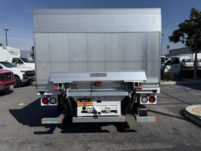 2025 Ford F-550-3