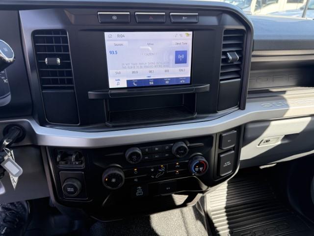 2025 Ford F-550-24
