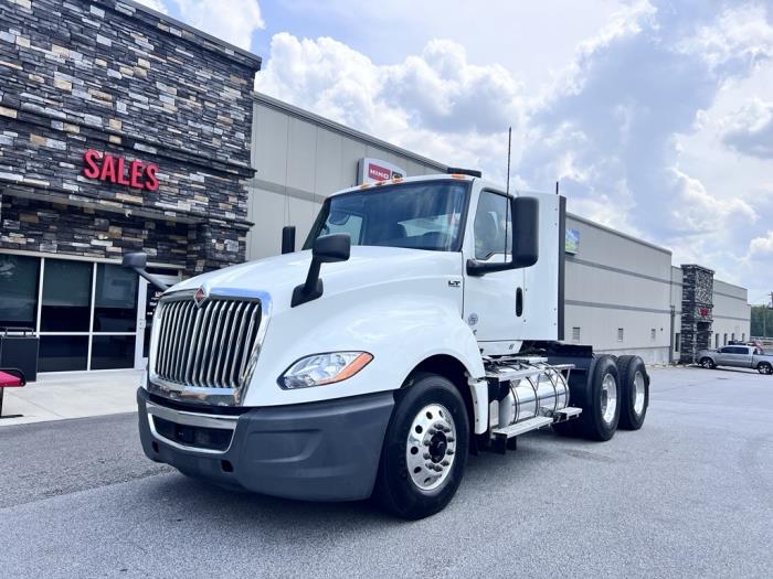 2020 International LT625-2