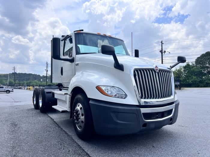 2020 International LT625-4