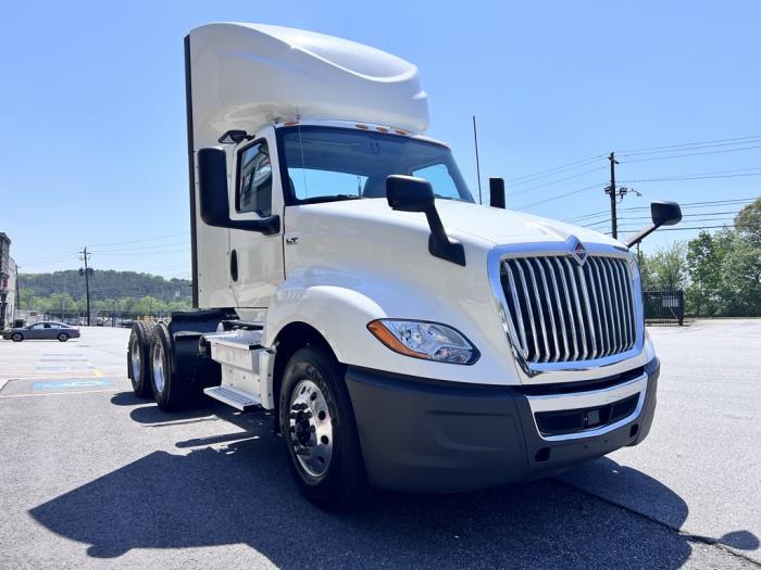 2020 International LT625-4