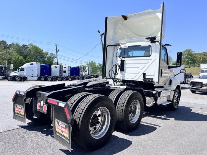 2020 International LT625-6