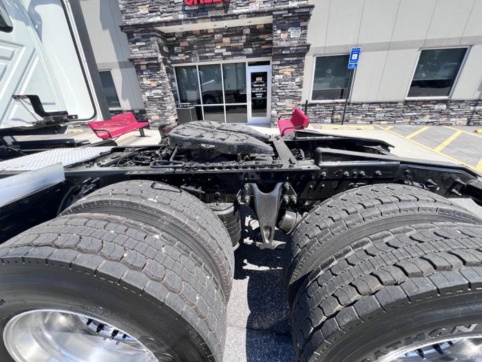 2020 International LT625-11