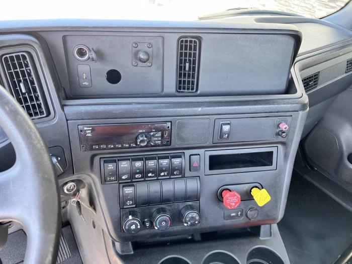 2020 International LT625-18