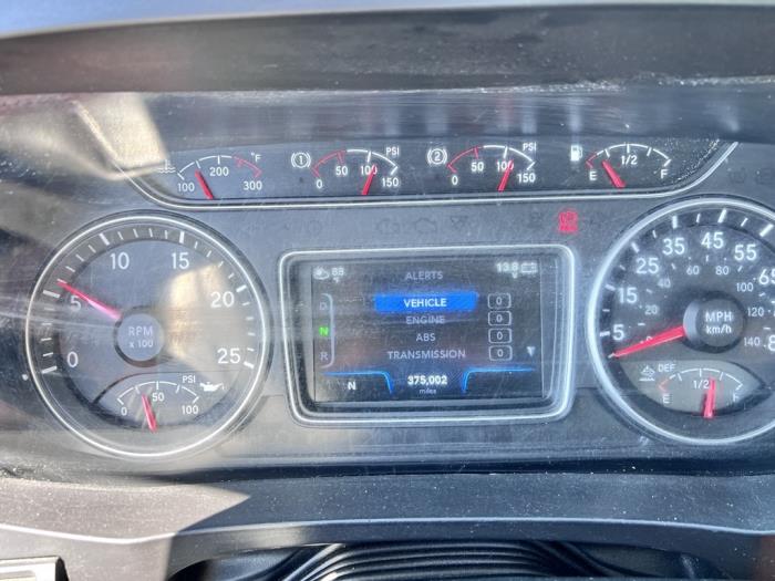 2020 International LT625-20