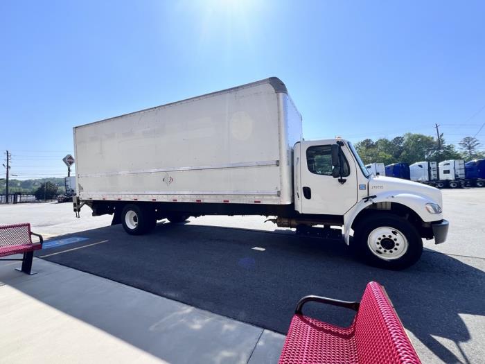2019 Freightliner Business Class M2 106-6