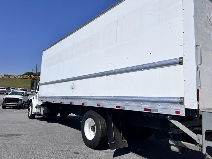 2019 Freightliner Business Class M2 106-10