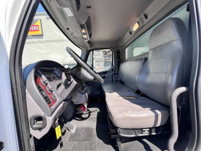 2019 Freightliner Business Class M2 106-11