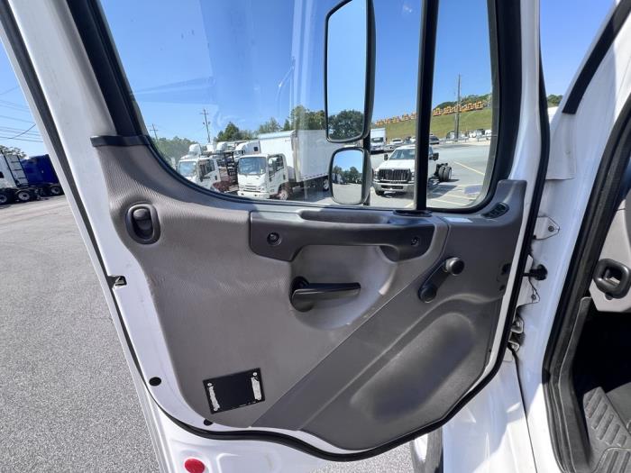 2019 Freightliner Business Class M2 106-12