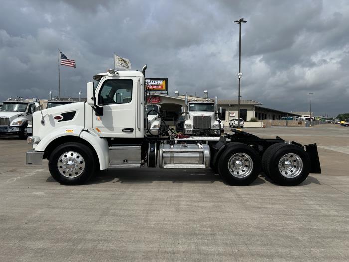 2020 Peterbilt 567-2