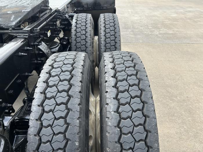 2020 Peterbilt 567-11