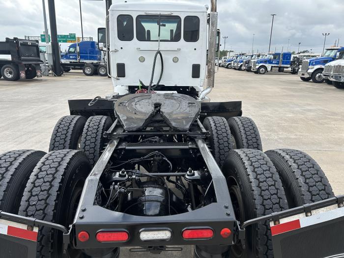 2020 Peterbilt 567-13