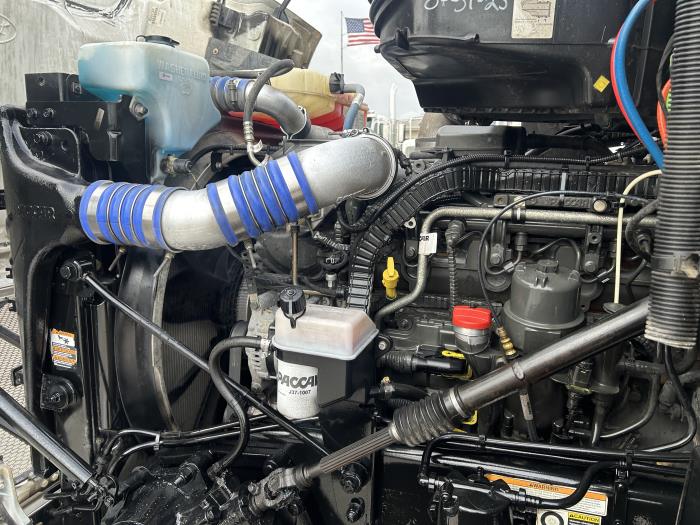 2020 Peterbilt 567-17