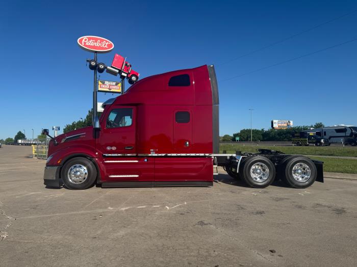 2026 Peterbilt 579-2