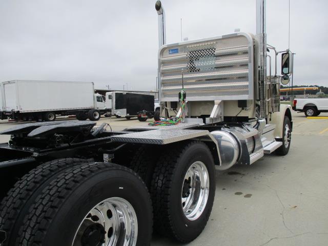 2026 Peterbilt 589-5