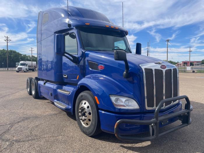 2022 Peterbilt 579-3