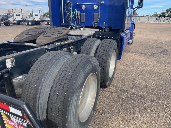 2022 Peterbilt 579-6