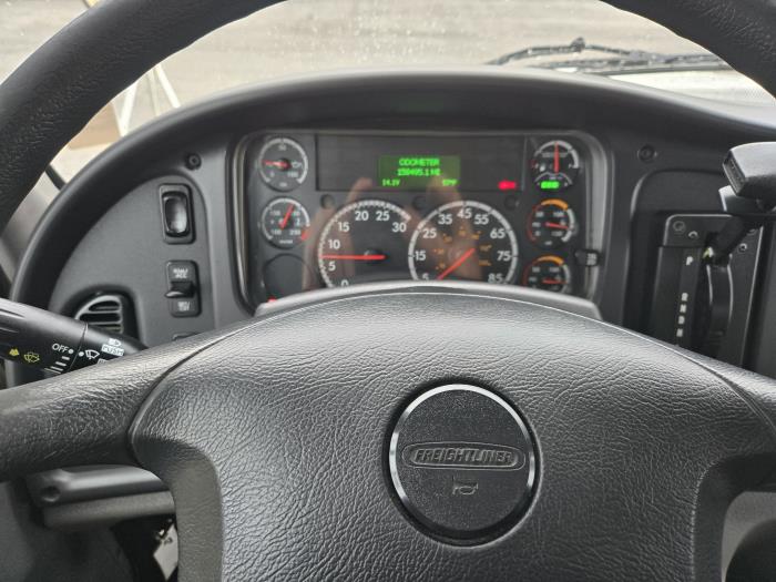 2019 Freightliner Business Class M2 106-12