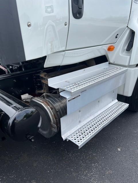 2020 International LT625-14