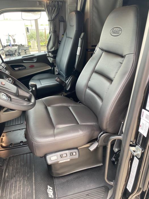 2025 Peterbilt 567-10