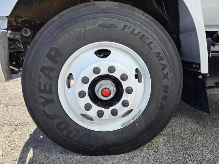 2026 Ford F-750-9