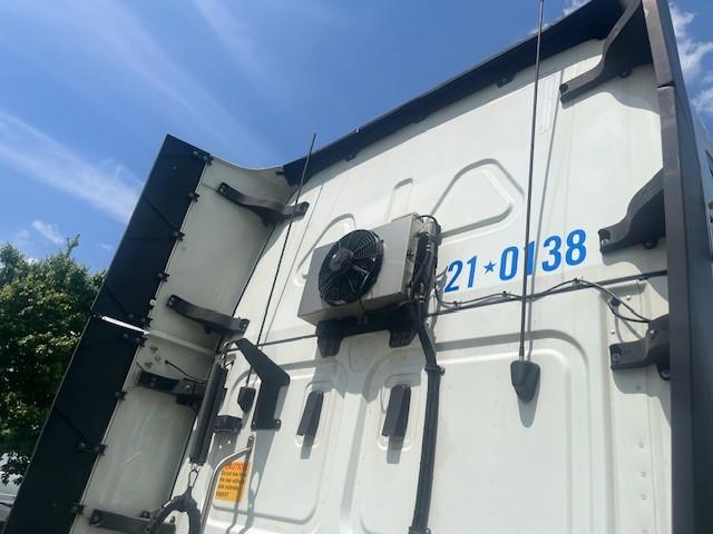 2021 Freightliner Cascadia-10