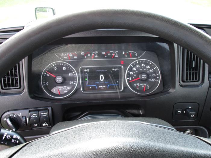 2020 International LT625-25