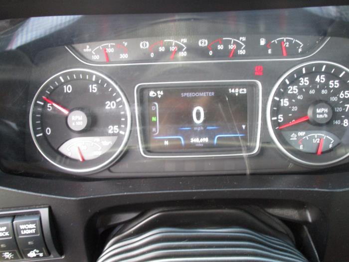 2020 International LT625-31