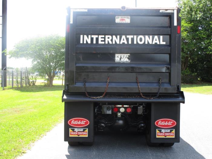 2020 International HX620-7