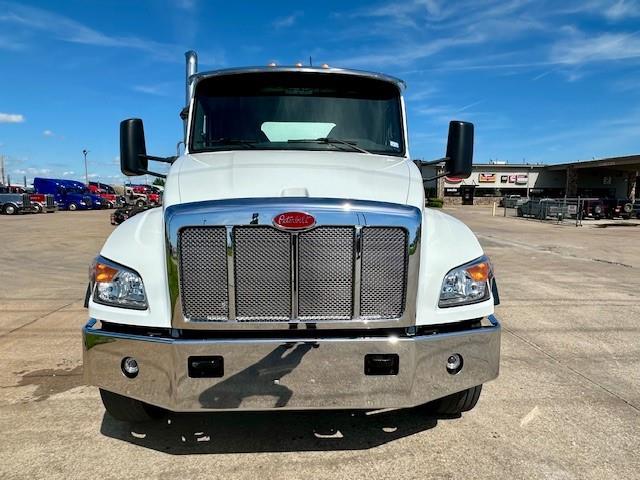 2024 Peterbilt 548-3