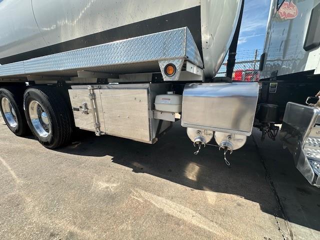 2024 Peterbilt 548-15